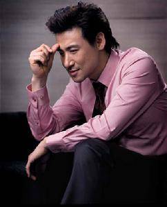 电影明星（表演艺术方面很有成就和影响的演员）