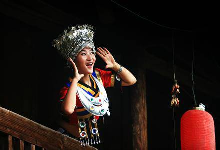 马桑树儿搭灯台（桑植民歌中的代表性曲目）