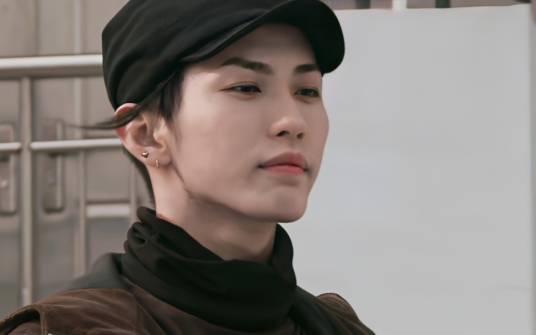 萧风(中国科幻特摄剧《铠甲勇士拿瓦》中的人物)