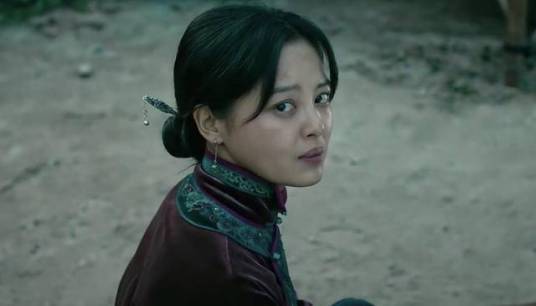 红姑娘（小说《鬼吹灯之怒晴湘西》中的人物）