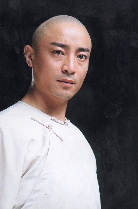 黄麒英（广东十虎之一、黄飞鸿的父亲）