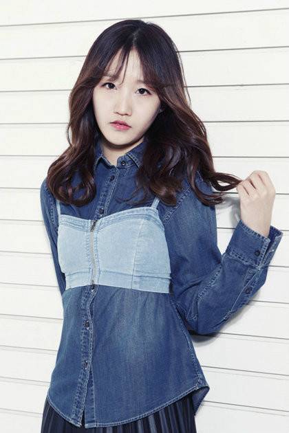 李雪儿（韩国女歌手）