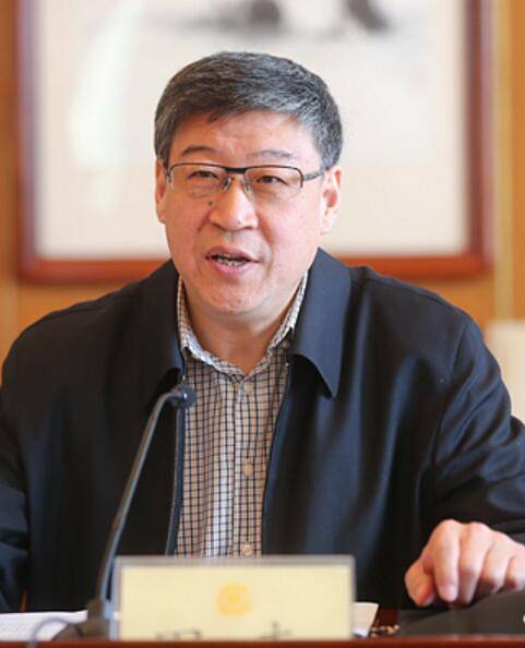 田杰（曾任第十三届全国政协提案委员会驻会副主任）
