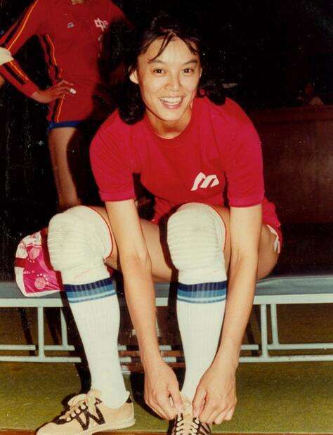 周晓兰(中国著名的排球运动员)