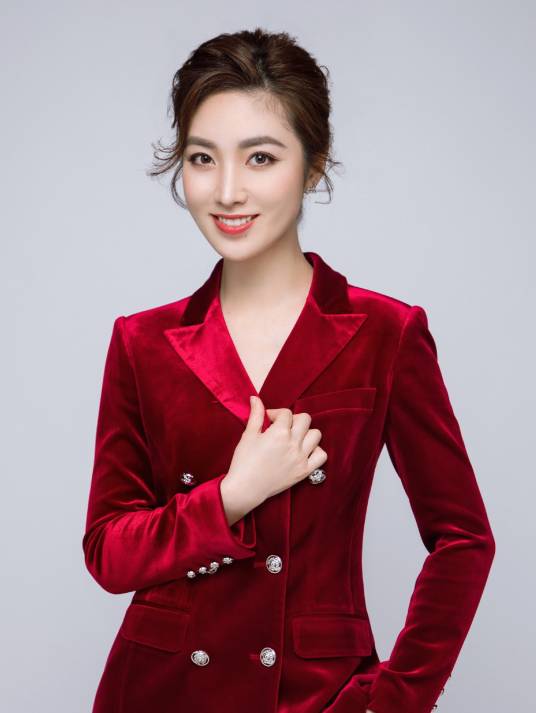 何卿（中国内地女主持人）