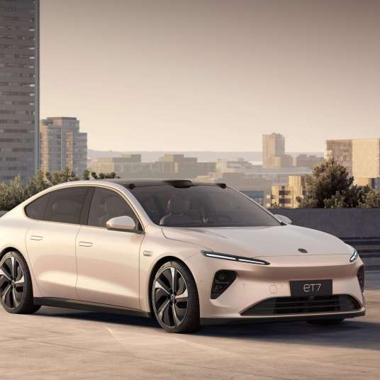 蔚来ET7