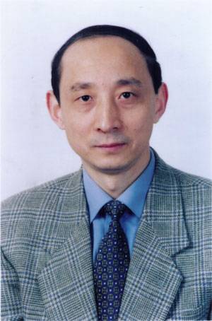 李宏鸣（安徽省人大常委会原委员、省人大农业与农村委员会原主任委员）