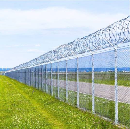 铁丝网围栏