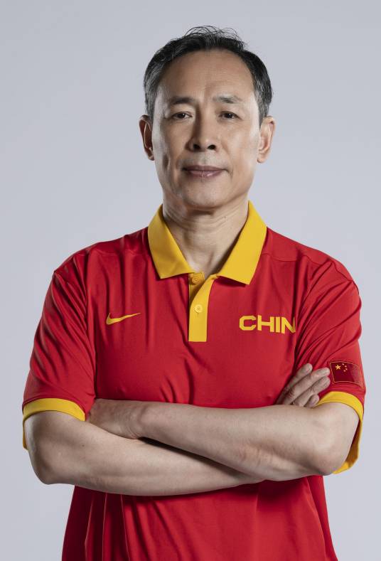 许利民(1966年出生的中国女篮教练)