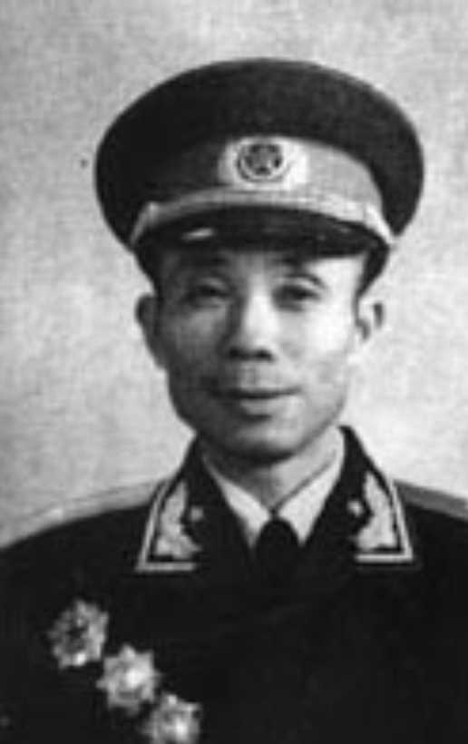 龙潜（中华人民共和国开国少将）