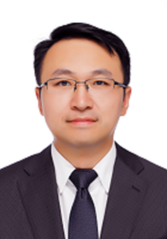 何凡(上海市闵行区行政服务中心主任)