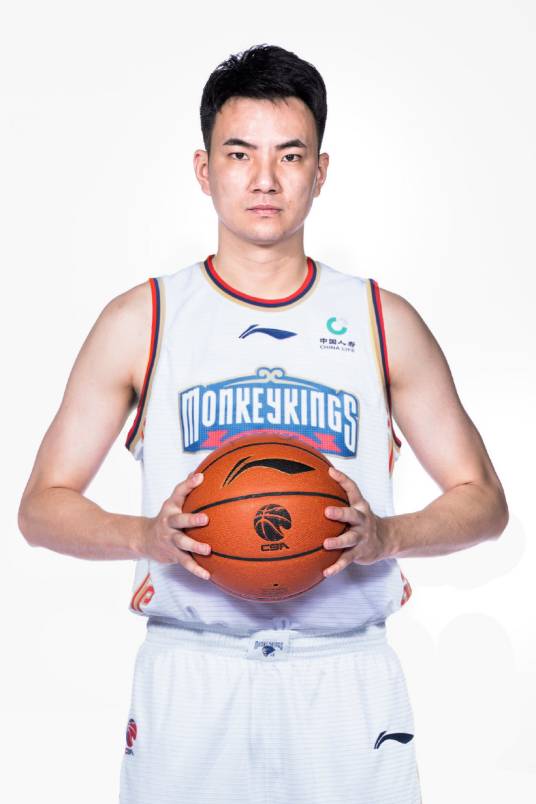 曹飞（1991年5月出生的中国篮球运动员）