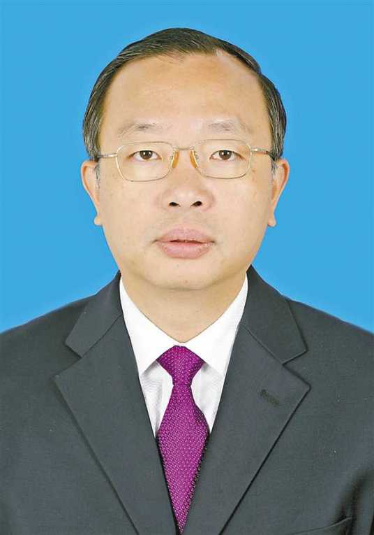 张学锋（重庆市人大农业与农村委员会副主任委员）