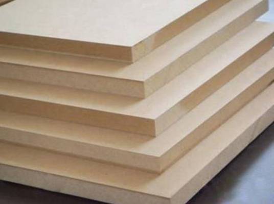 中密度纤维板(一种人造板材)
