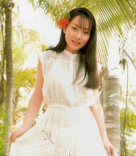 琴乃（日本女星）