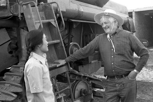 韩丁(美国记者)