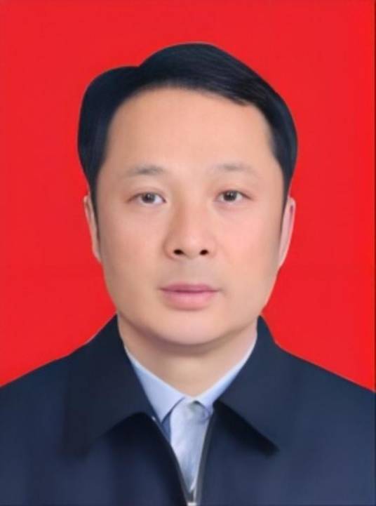 李新桥（湖北省襄阳市人民政府副市长、党组成员，市公安局党委书记、局长、督察长）