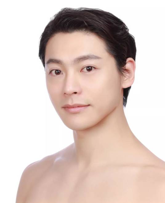 王佳俊（中国内地古典舞男舞者）
