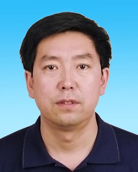 李阔（内蒙古自治区人民政府办公厅一级巡视员）