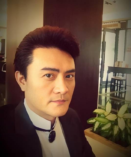 李罗（中国台湾男演员、主持人）