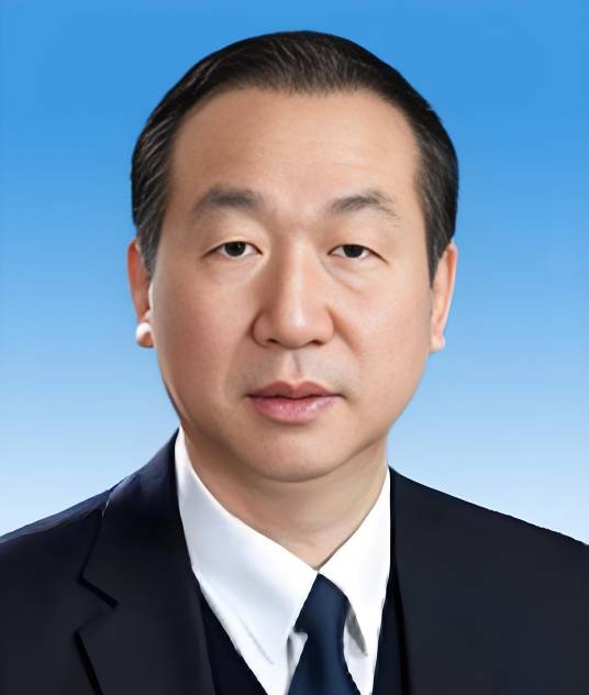 李义龙（湖北省武汉市委副书记、政法委书记）