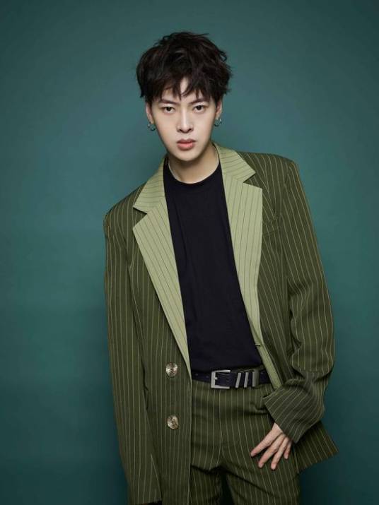 养鸡(中国内地流行乐男歌手)