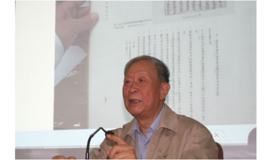 朱雷(武汉大学历史学院教授)