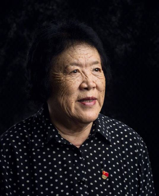 尉凤英（原沈阳东北机器制造厂工程师）