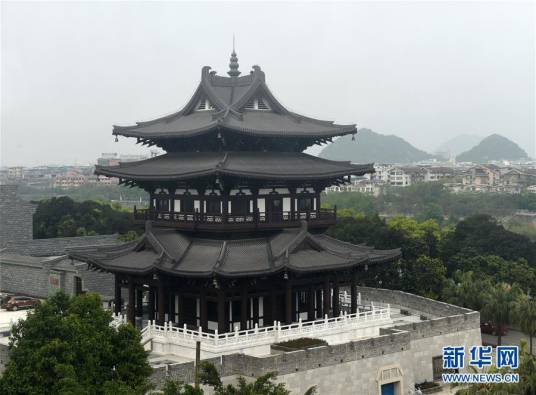 逍遥楼（广西壮族自治区桂林市秀峰区的景点建筑）