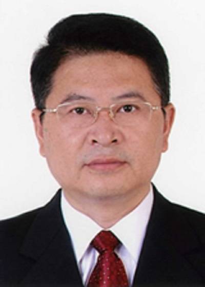 孔令德(海南开放大学党委书记,兼省乡村振兴电视夜校推进办公室主任)