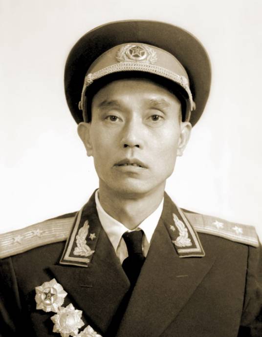 周志坚（中华人民共和国开国中将）