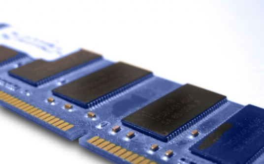 半导体集成存储器