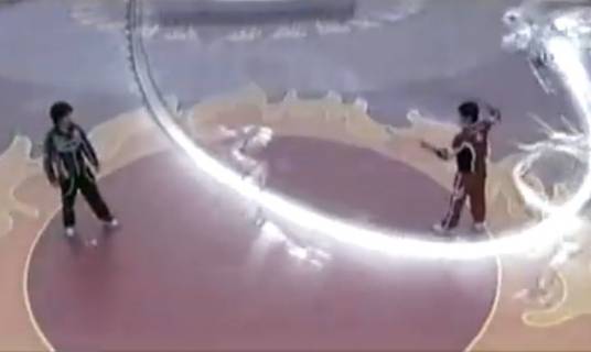 天外银龙(电视剧《火力少年王2》悠悠球招式)