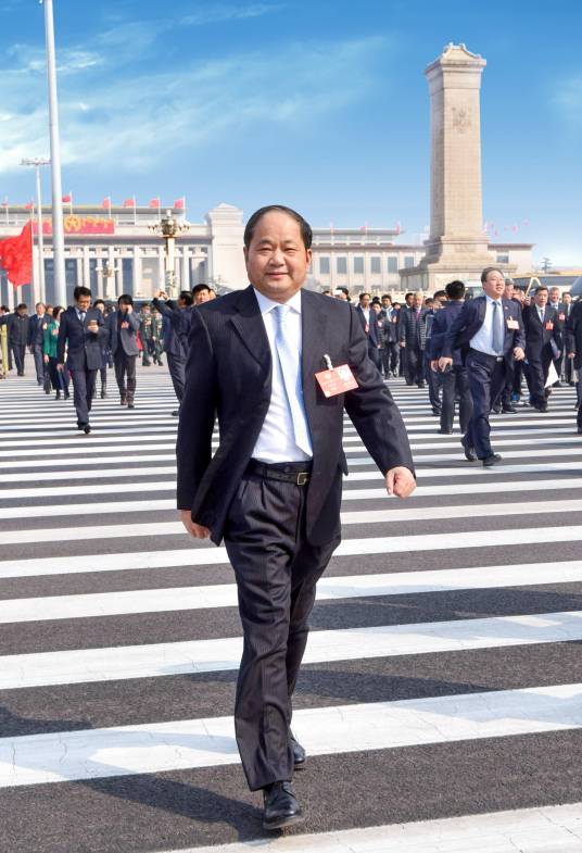 王志良(第十四届全国政协委员,香港利万集团有限公司董事长)