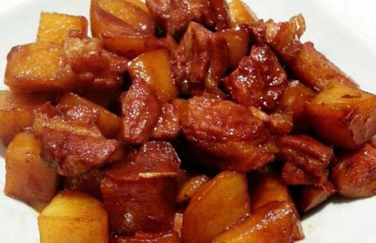 土豆红烧肉