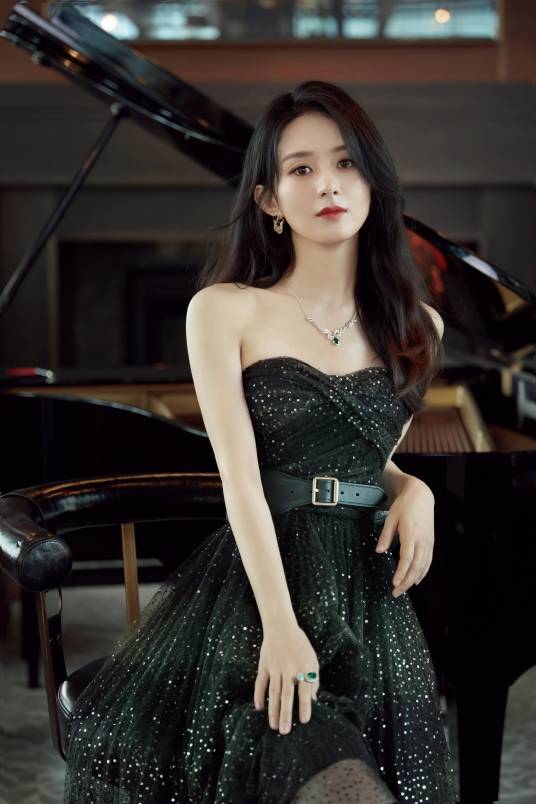 赵丽颖(中国内地影视女演员)