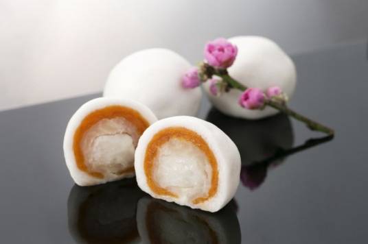 茶食（包括茶在内的糕饼点心之类的统称）