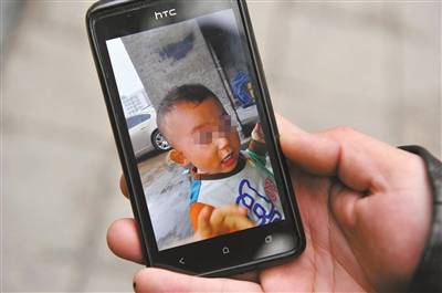 11·25重庆女孩摔打男婴案