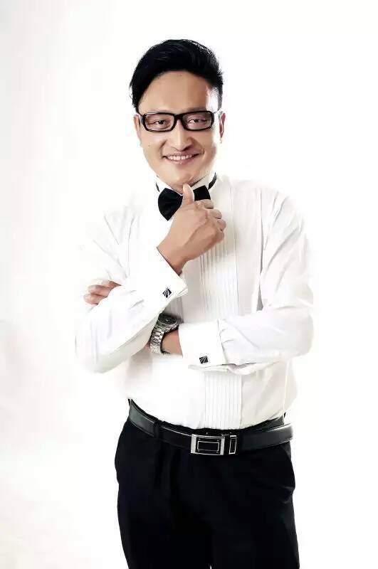 徐彪（中国男歌手）