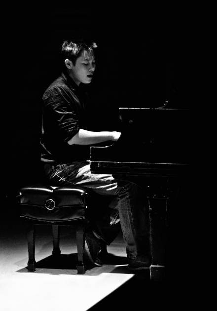 永不止步(2014年梁博原创歌曲)