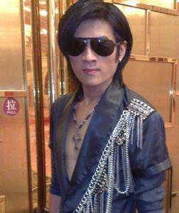 黄宁（中国内地演艺超级模仿秀）