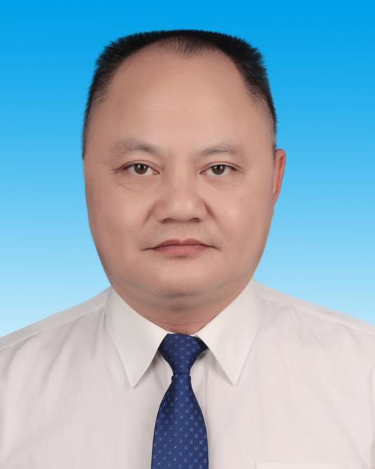 韦浩（广西壮族自治区乡村振兴局党组成员、粤桂协作工作队临时党委副书记、副领队）