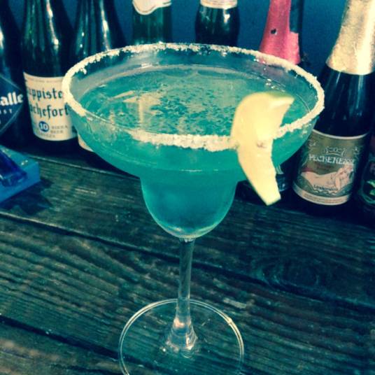 蓝色玛格丽特(鸡尾酒)