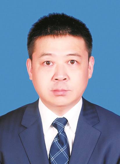 钟文（黑龙江省佳木斯市委常委、副市长）