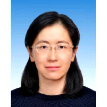 胡颖（云南大学经济学院教授）