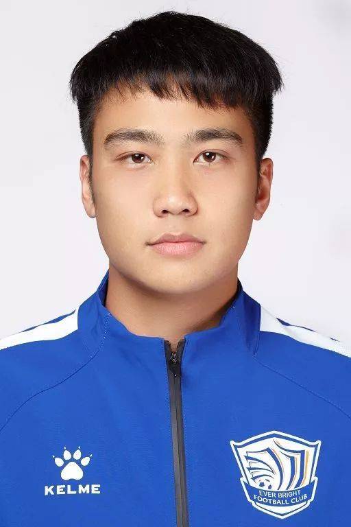 安硕（1996年生中国足球运动员）