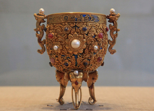 九龙杯(宝物名称)