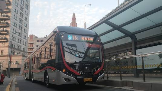 上海公交（中国上海市境内公共交通系统）