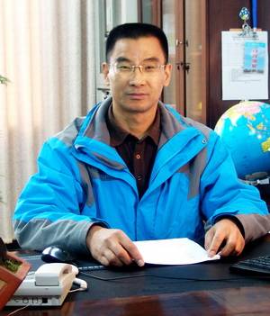 杜泉（安徽省颍上第一中学教科室副主任）