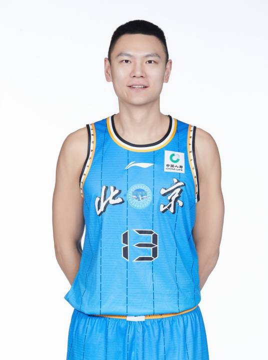 朱彦西(1990年5月出生的中国篮球运动员)